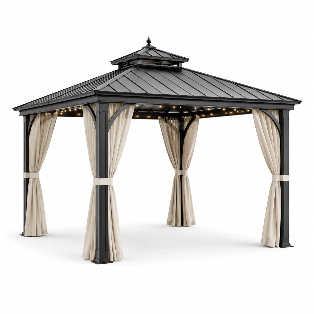 Pavillon en métal avec toit en acier et rideaux beige